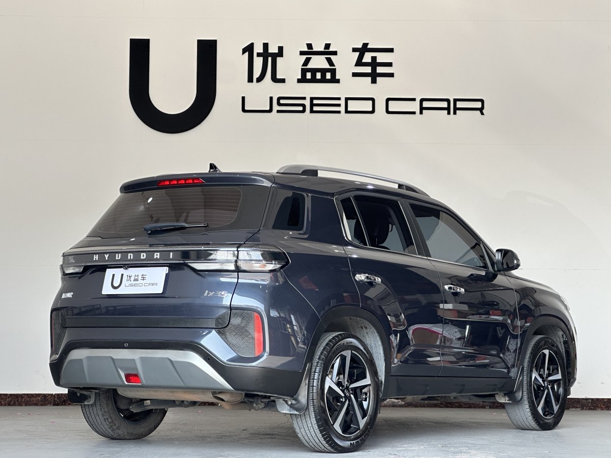 現(xiàn)代 ix35  2021款 2.0L 自動兩驅(qū)領(lǐng)先版GLS圖片