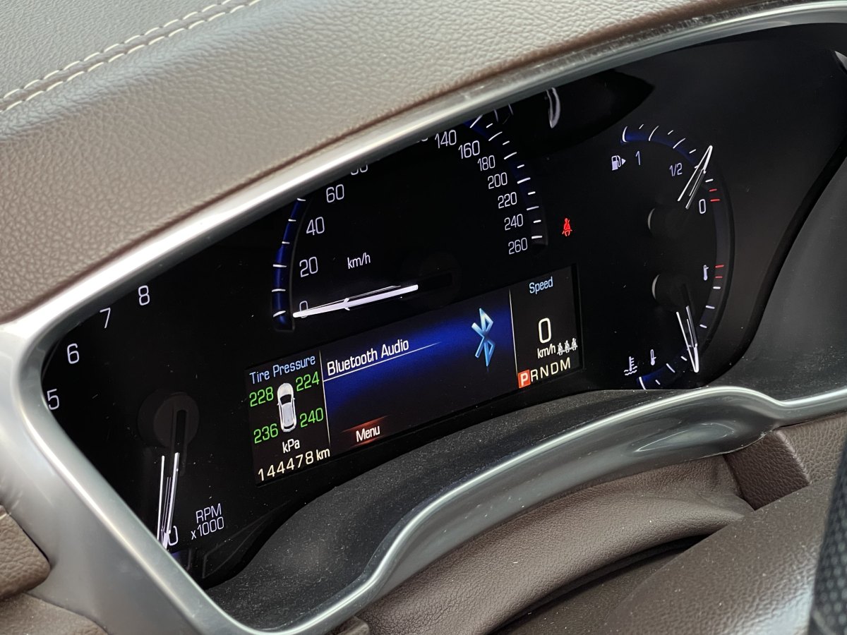 凱迪拉克 SRX  2014款 3.0L 精英型圖片