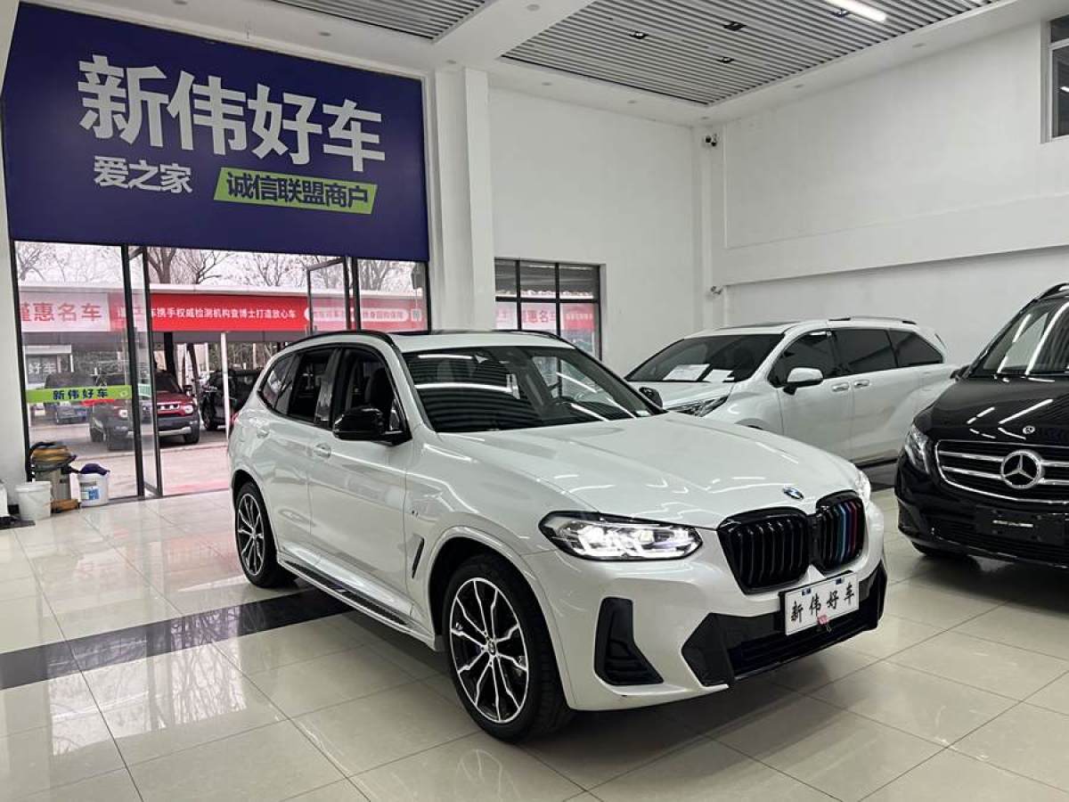 寶馬 寶馬X3  2022款 xDrive30i 領(lǐng)先型 M曜夜套裝圖片