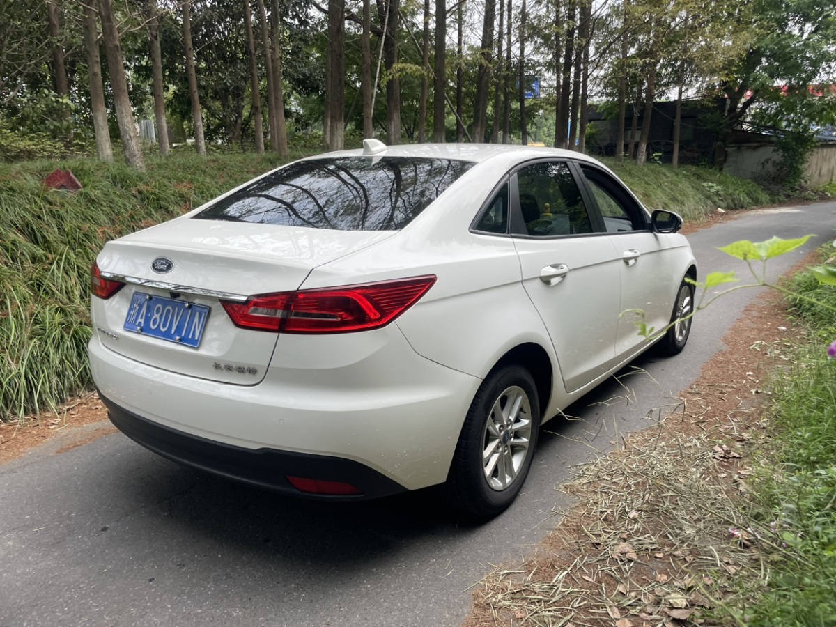 福特 福睿斯  2019款 1.5L 自動悅享型圖片