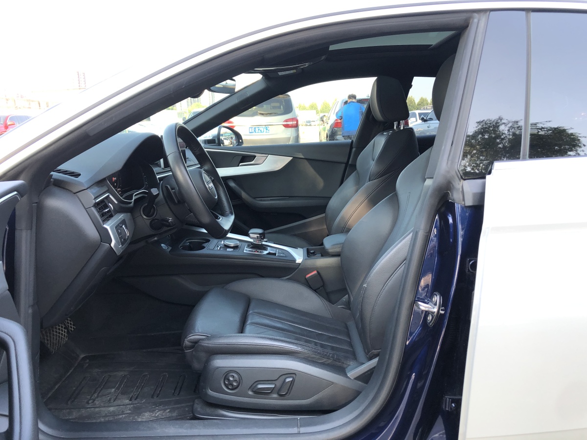 奧迪 奧迪A5  2019款 Sportback 45 TFSI quattro 運(yùn)動型圖片