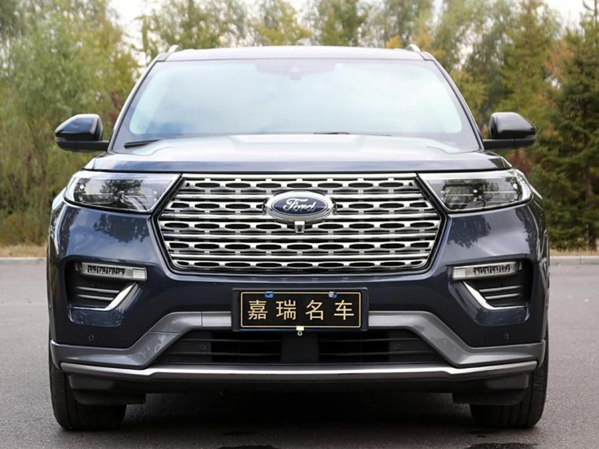 福特 探險(xiǎn)者  2023款 EcoBoost 285 四驅(qū)鈦金版 7座圖片