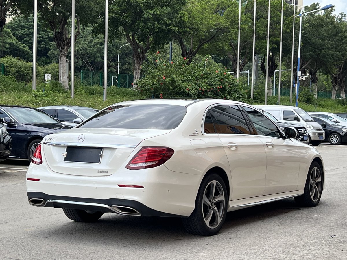 奔馳 奔馳E級  2019款 改款 E 300 L 運(yùn)動豪華型圖片