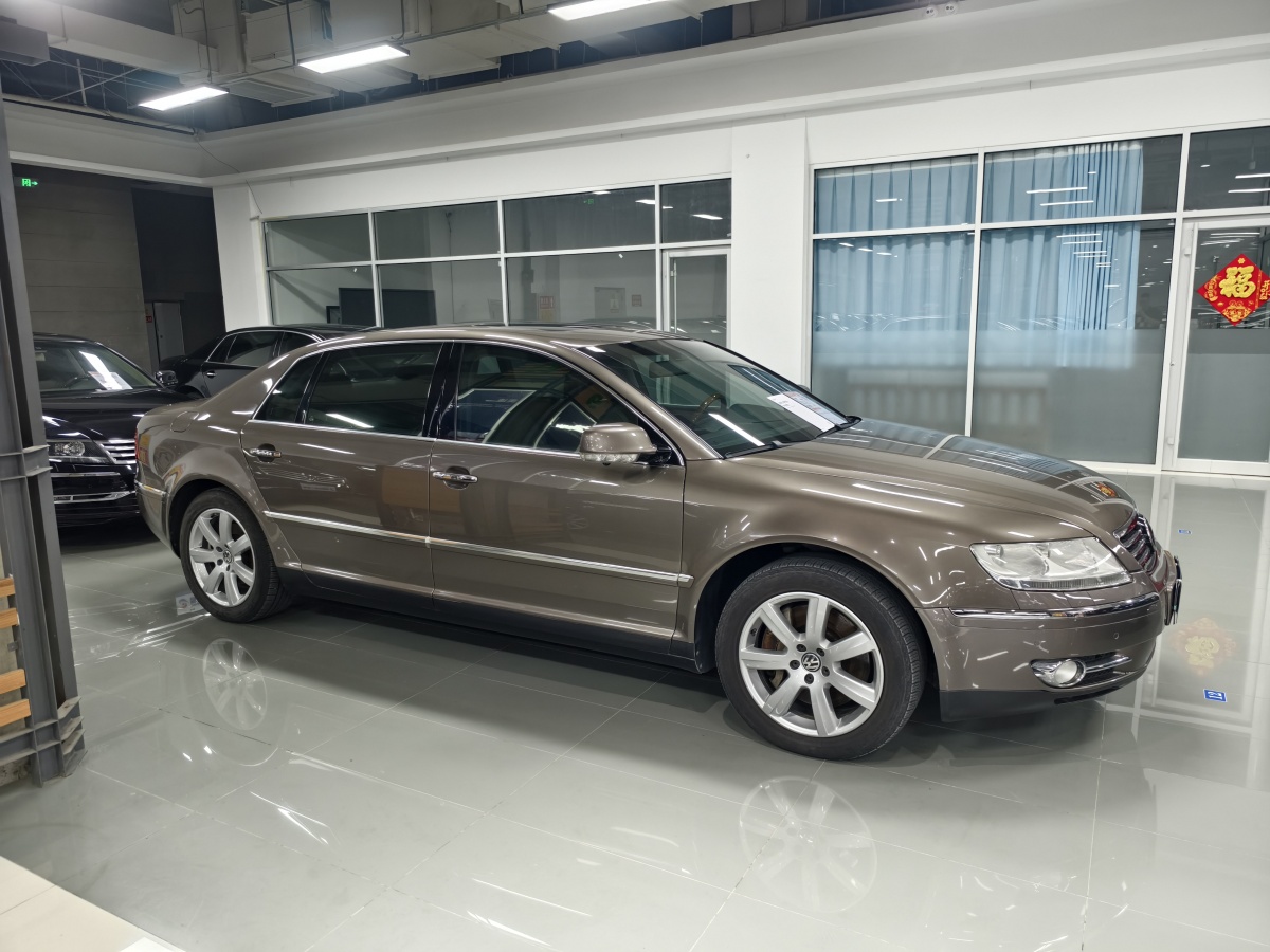 大眾 輝騰  2009款 3.6L V6 5座加長舒適版圖片