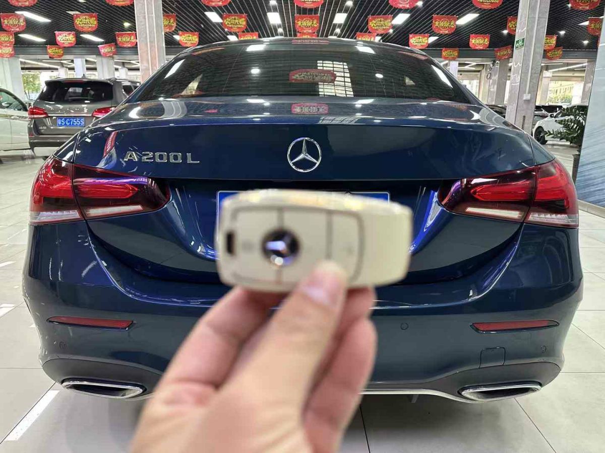 奔馳 奔馳GLE  2019款 GLE 400 4MATIC 臻藏版(特殊配置)圖片