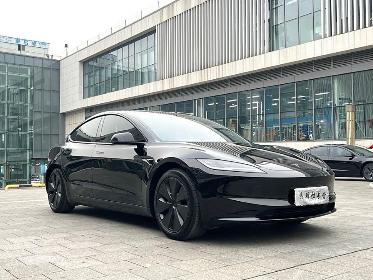 特斯拉 Model Y  2023款 后輪驅(qū)動(dòng)版圖片