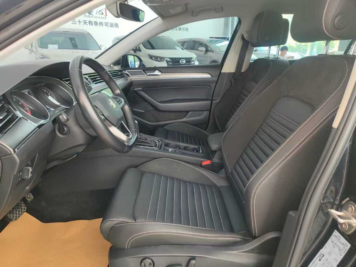 大眾 邁騰  2019款  330TSI DSG 領(lǐng)先型 國VI圖片