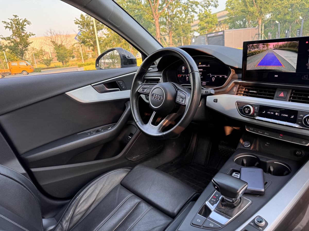 奧迪 奧迪A4L  2022款 40 TFSI 豪華動感型圖片