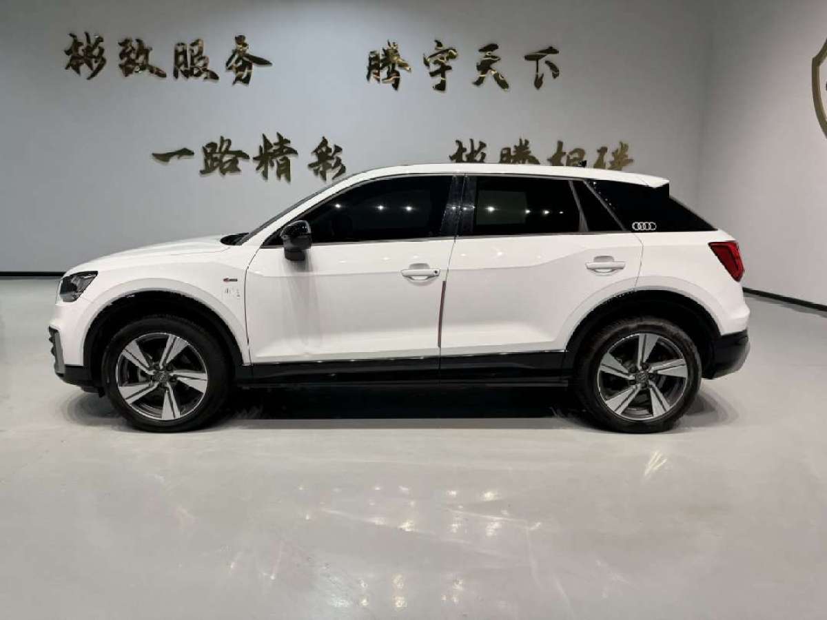 奧迪 奧迪Q2L  2021款 35 TFSI 時尚動感型圖片