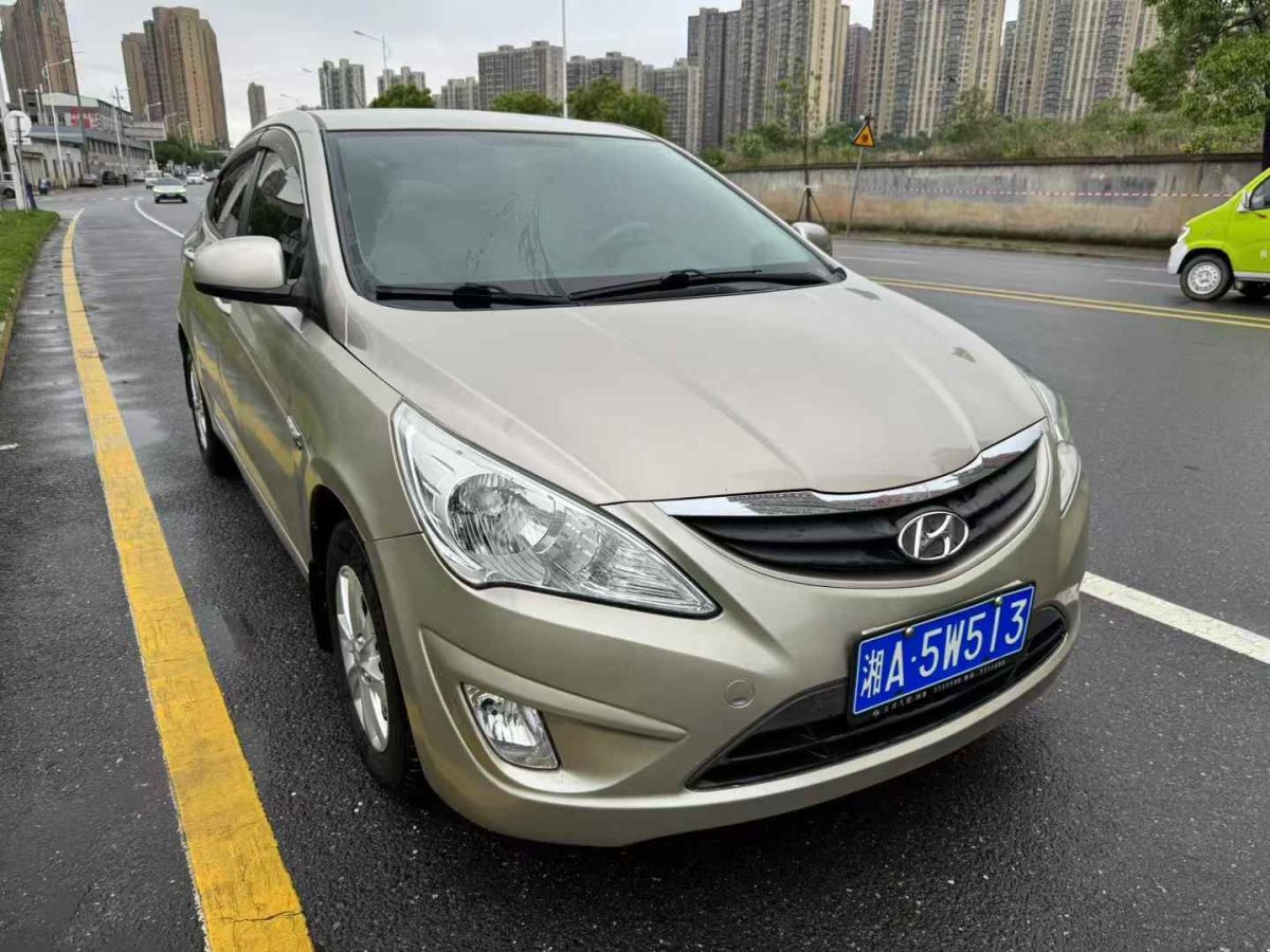 現(xiàn)代 瑞納  2013款 三廂 1.4L 自動(dòng)標(biāo)準(zhǔn)型GL圖片