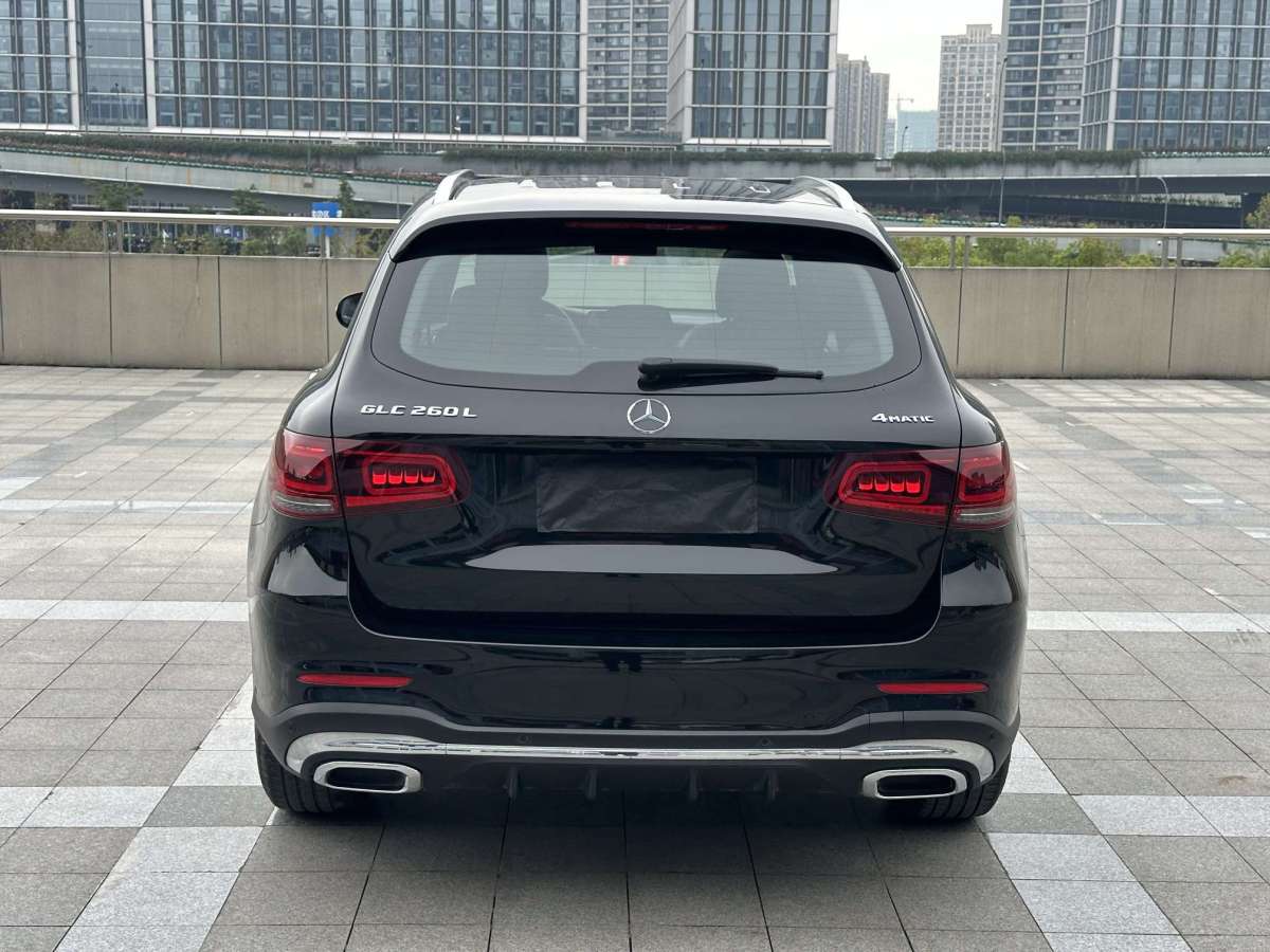 2021年6月奔馳 奔馳GLC  2021款 GLC 260 L 4MATIC 豪華型