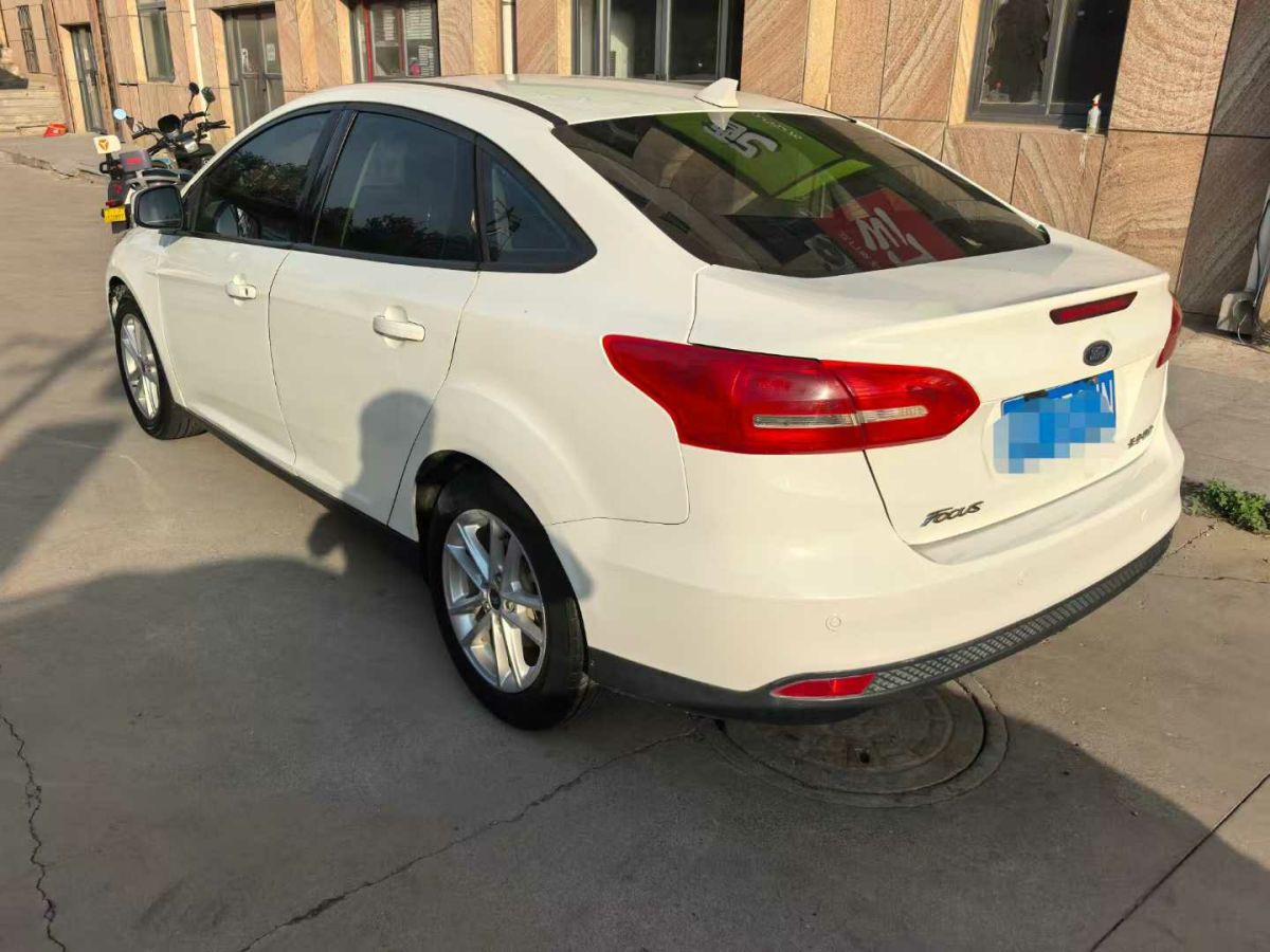 福特 ?？怂? 2017款 三廂 1.6L 自動(dòng)舒適型智行版圖片