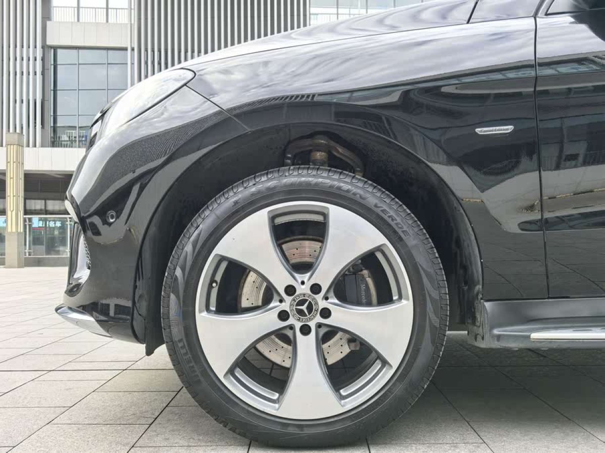 奔馳 奔馳GLE  2019款 GLE 320 4MATIC 豪華型臻藏版圖片