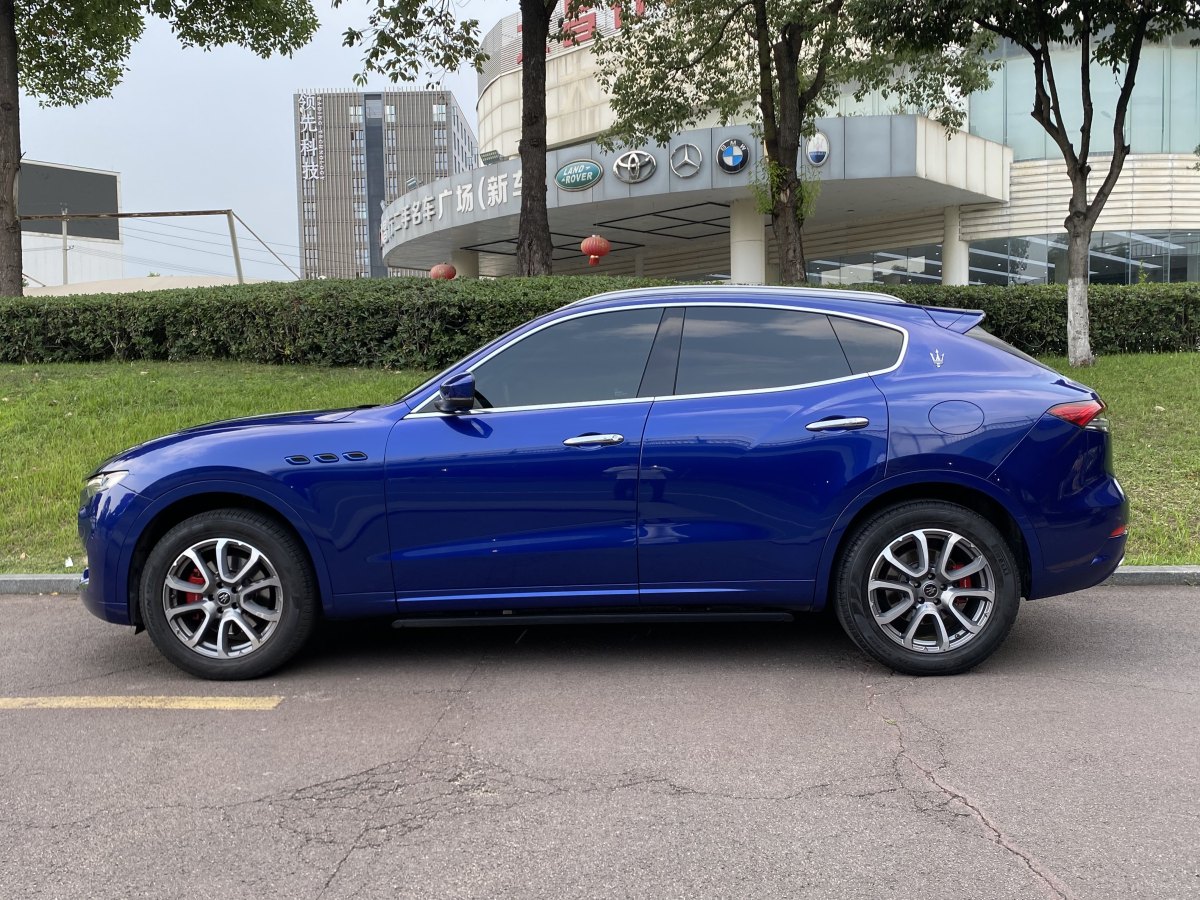 瑪莎拉蒂 Levante  2022款 2.0T GT鋒芒版圖片