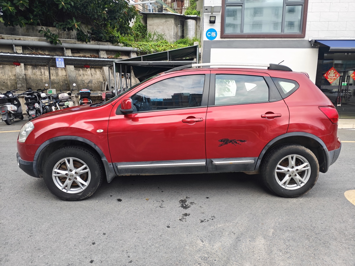日產(chǎn) 逍客  2011款 1.6XE 風(fēng) 5MT 2WD圖片