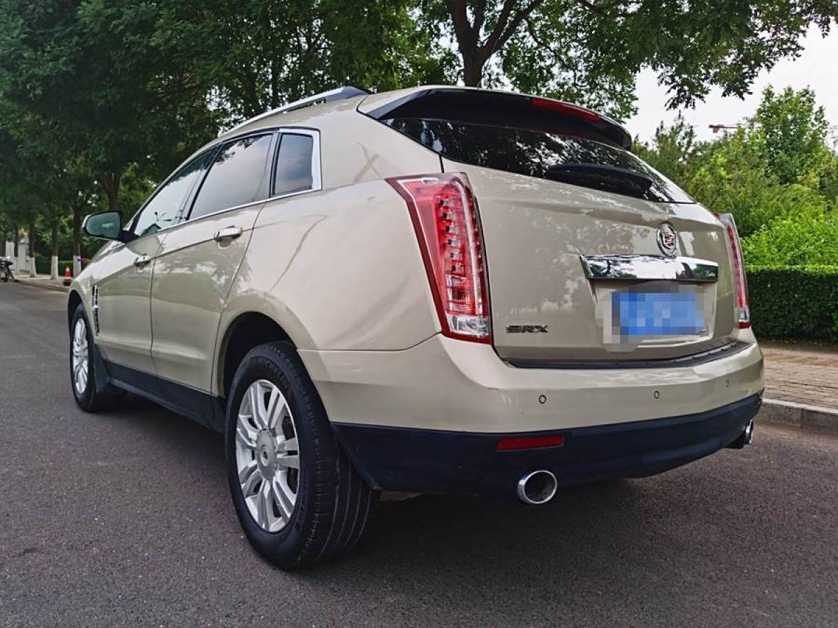 凱迪拉克 SRX  2011款 3.0L 豪華型圖片