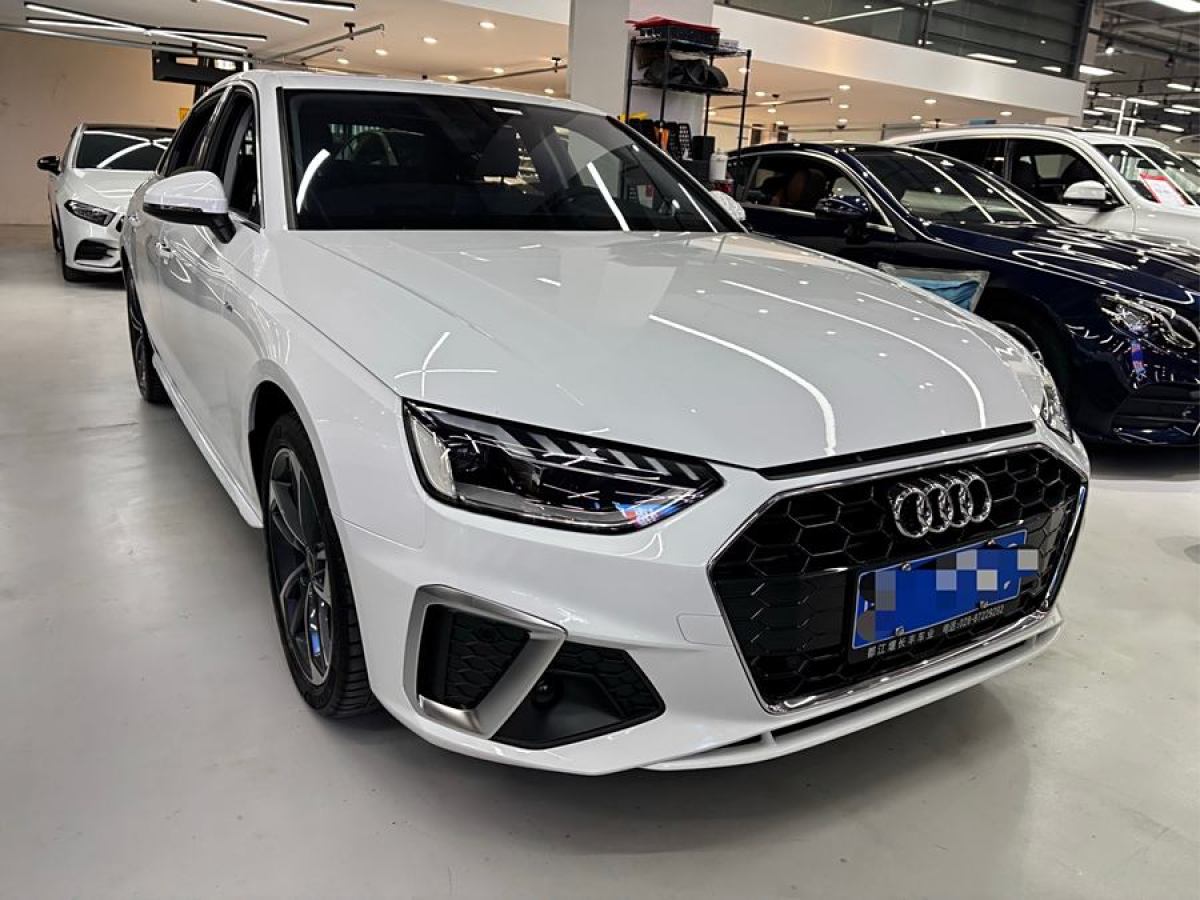 奧迪 奧迪A4L  2022款 40 TFSI 時尚動感型圖片