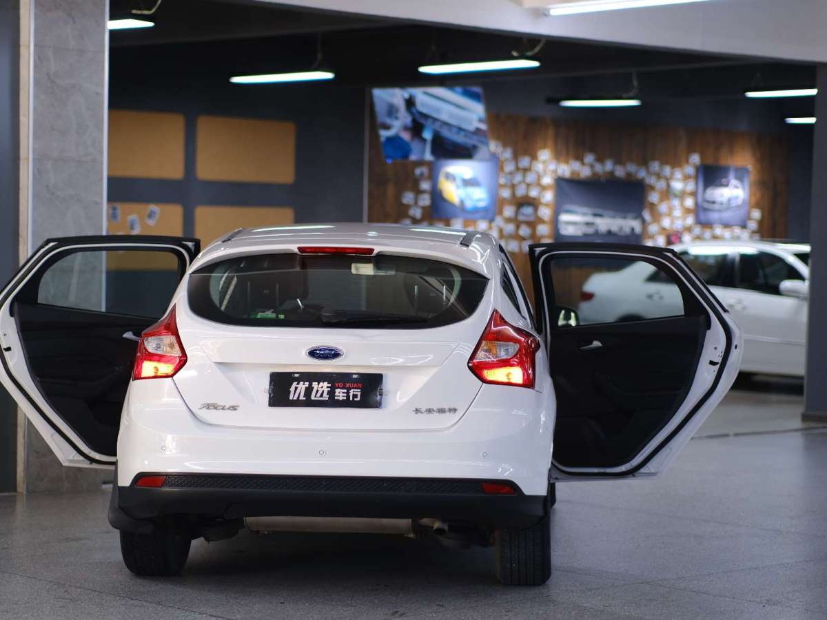 福特 福克斯  2012款 兩廂 1.6L 自動舒適型圖片