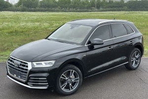 奧迪Q5L 奧迪 45 TFSI 尊享時(shí)尚型
