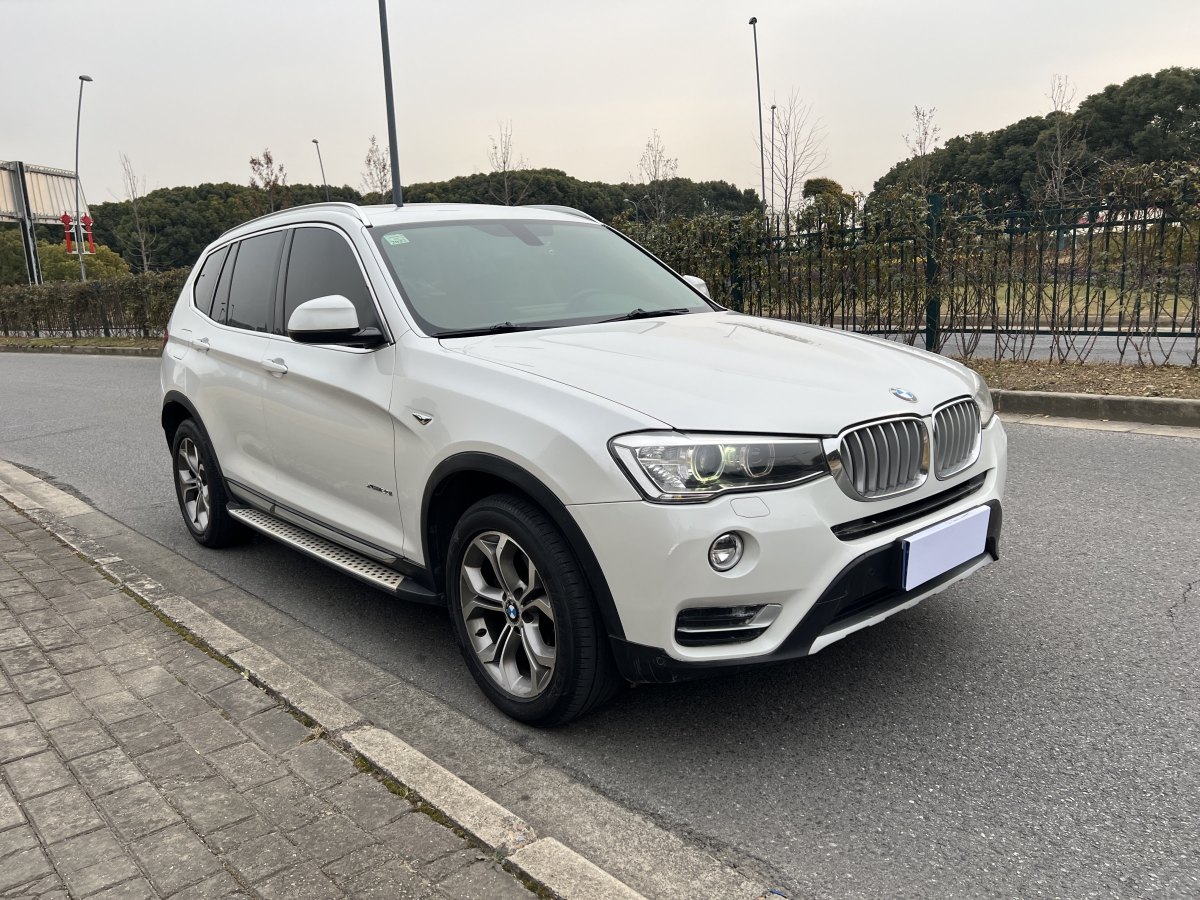 寶馬 寶馬X3  2014款 xDrive20i X設(shè)計套裝圖片