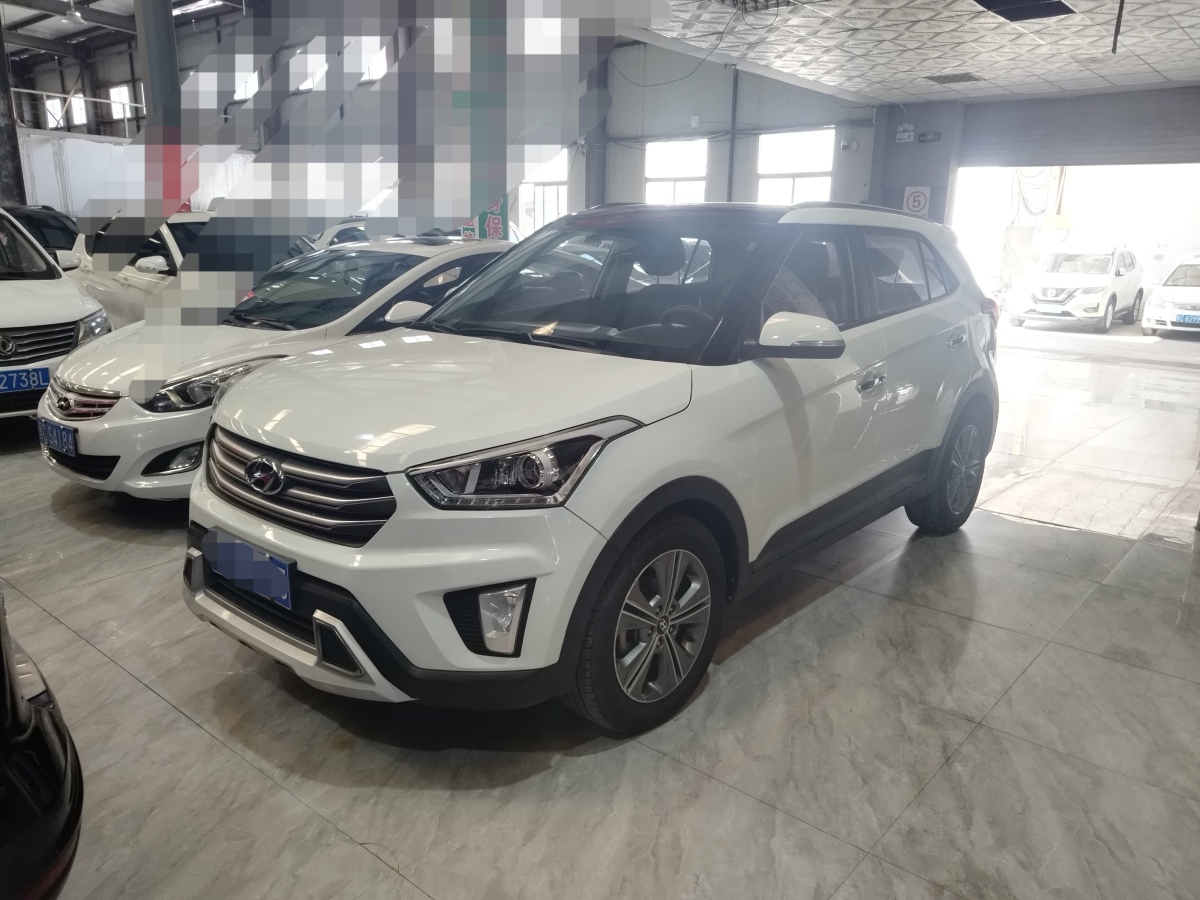 现代 ix25  2015款 1.6L 自动两驱尊贵型DLX图片