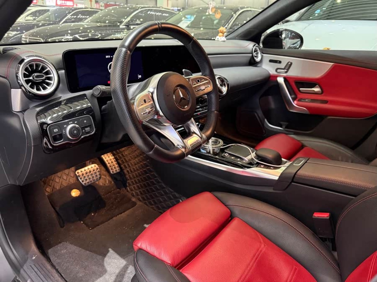 奔馳 奔馳A級AMG  2024款 改款 AMG A 35 4MATIC圖片