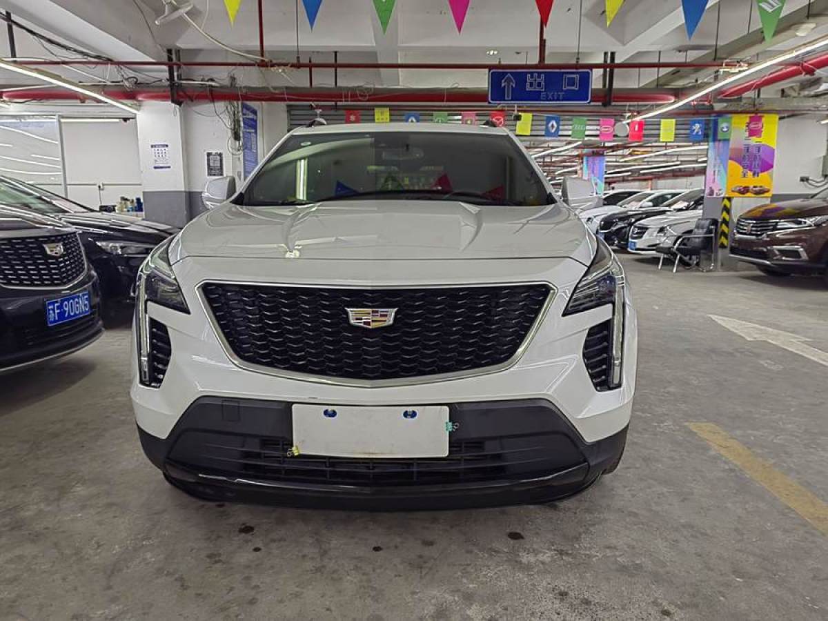 凱迪拉克 XT4  2018款 28T 四驅(qū)領(lǐng)先運動型圖片