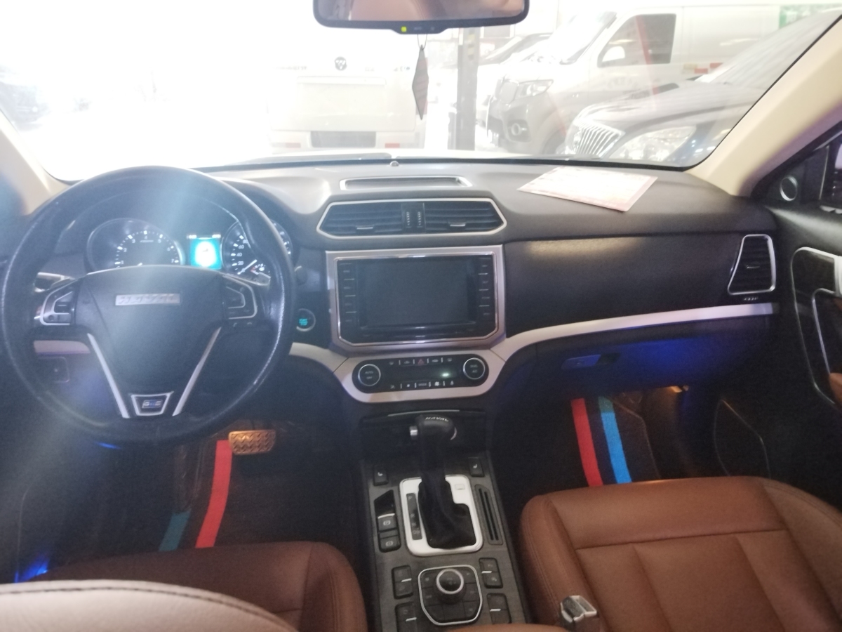 哈弗 H6 Coupe  2015款 蓝标 2.0T 自动两驱尊贵型图片