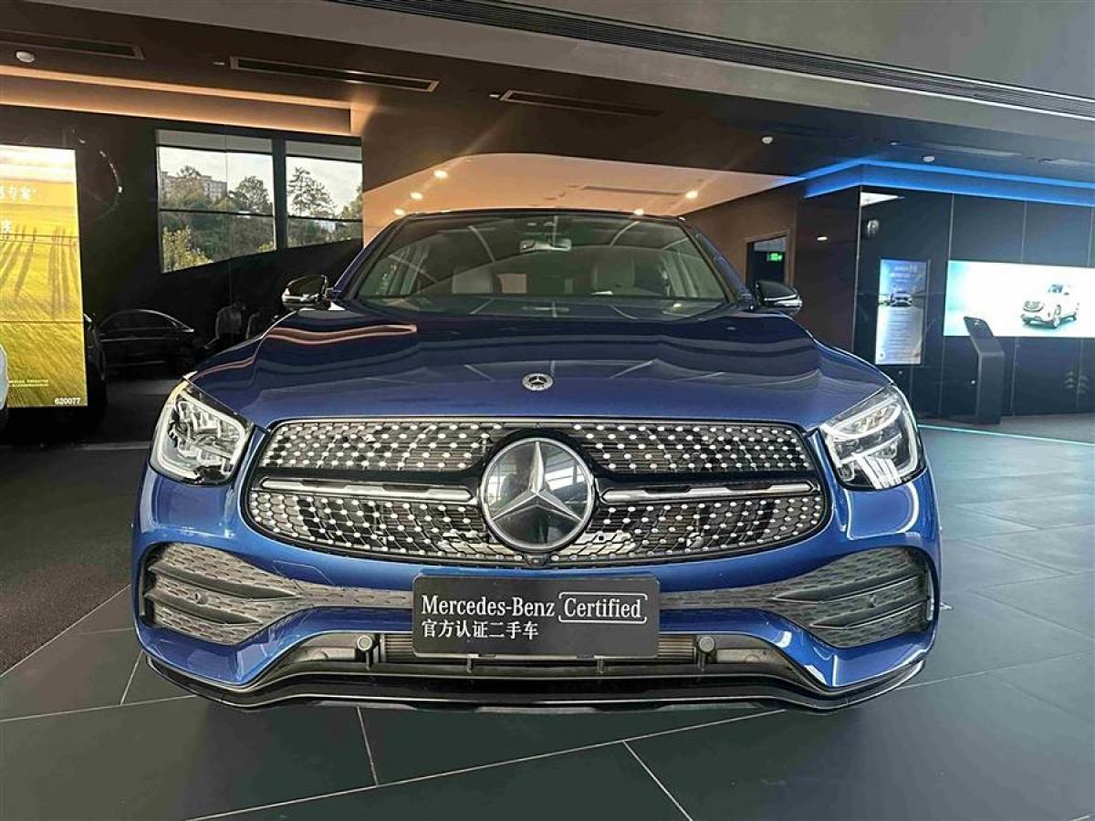 2022年3月奔馳 奔馳GLC  2022款 改款 GLC 300 4MATIC 轎跑SUV