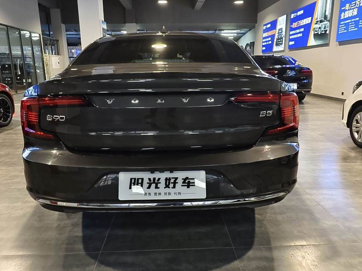 沃爾沃 S90  2021款 B5 智逸豪華版圖片