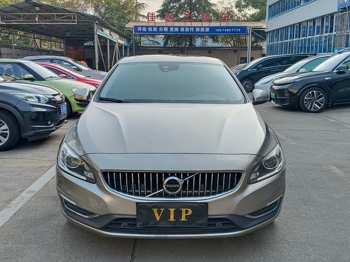 沃爾沃 S60  2016款 L 2.0T T4 智遠(yuǎn)版圖片