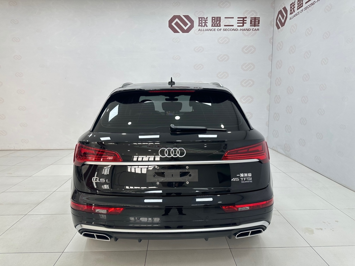 奥迪 奥迪Q5L  2022款 45T 豪华动感型图片