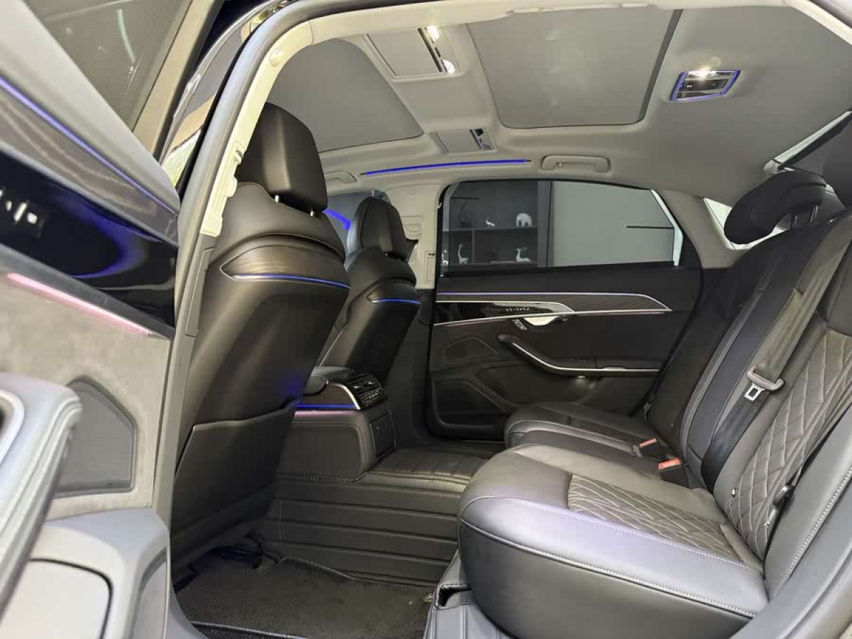 奧迪 奧迪A8  2023款 A8L 50 TFSI quattro 臻選型圖片