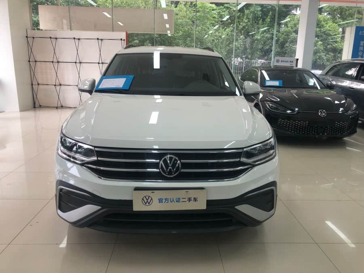 大眾 途觀L  2023款 改款 330TSI 自動兩驅(qū)舒享版圖片