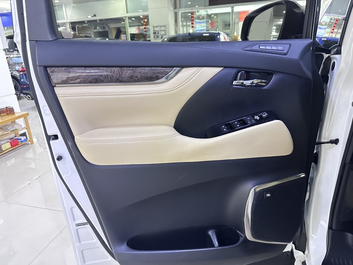 丰田 埃尔法  2019款  双擎 2.5L 豪华版图片