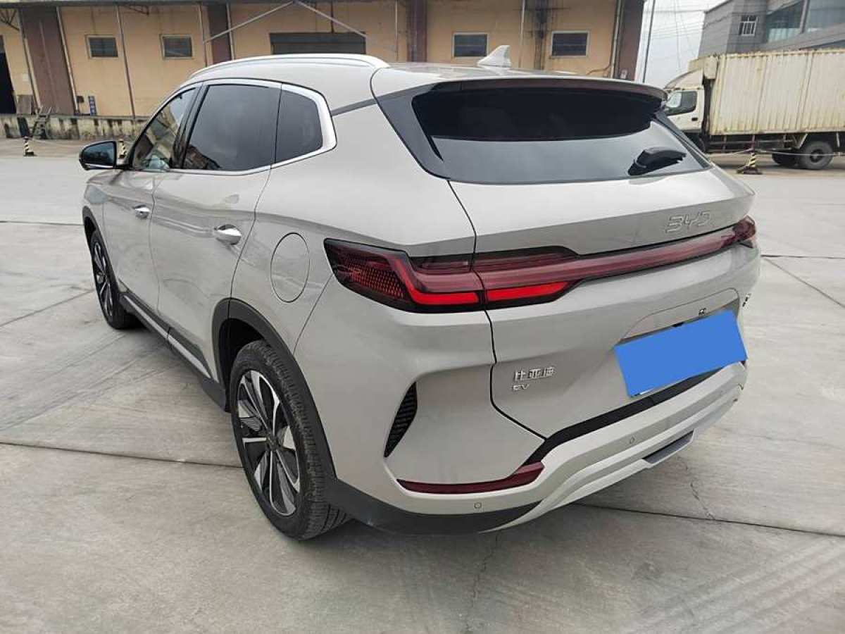 比亞迪 宋PLUS新能源  2025款 EV 605km 旗艦型圖片