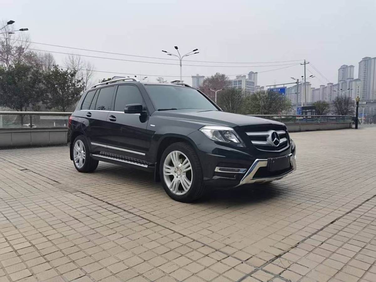 奔馳 奔馳GLK級(jí)  2015款 GLK 260 4MATIC 動(dòng)感型 極致版圖片