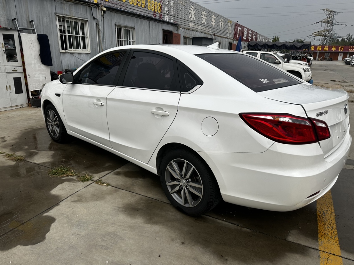 2016年10月長(zhǎng)安 逸動(dòng)  2015款 1.6L 手動(dòng)尊貴型 國(guó)IV