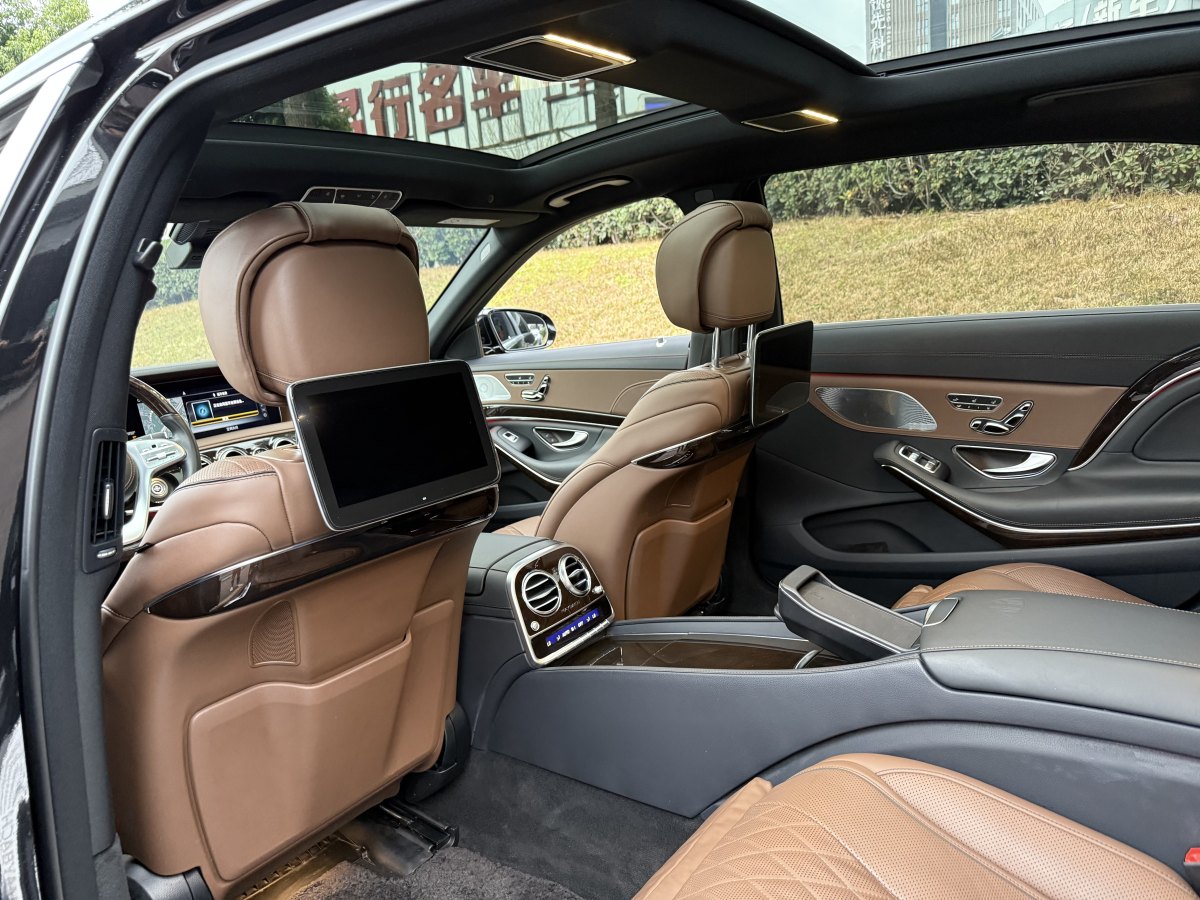 2020年8月奔馳 邁巴赫S級  2020款 S 560 4MATIC