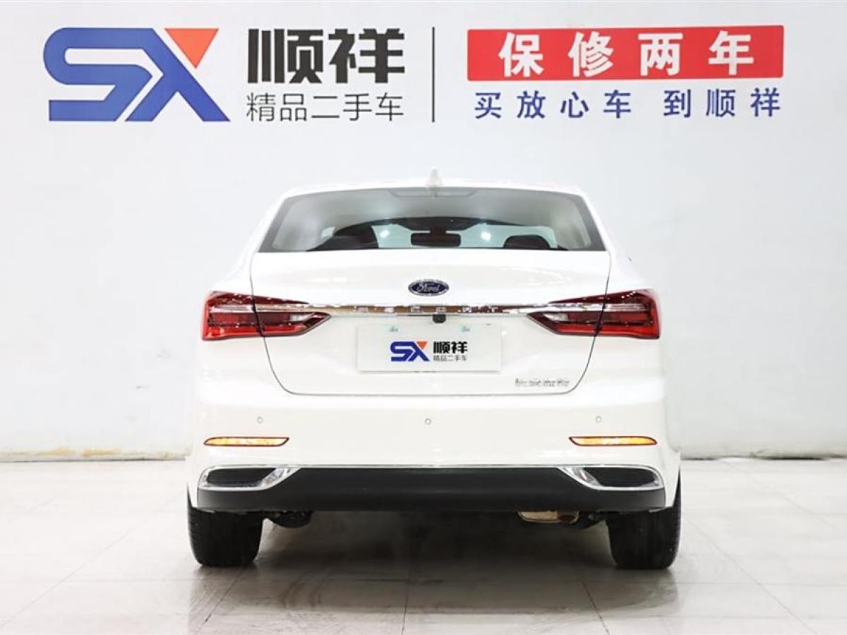 福特 福睿斯  2021款 1.5L 自動鉆石版圖片