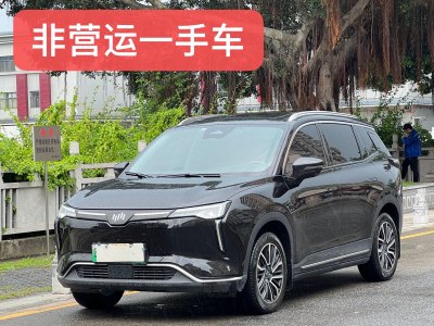 2021年8月 威马 威马W6 520km PRO全能版图片