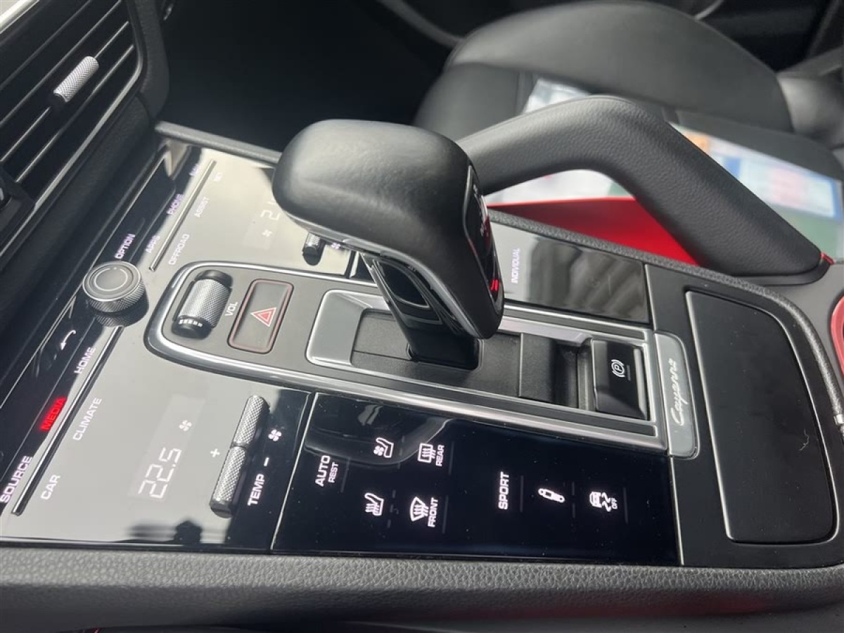 保時(shí)捷 Cayenne  2019款 Cayenne 3.0T圖片