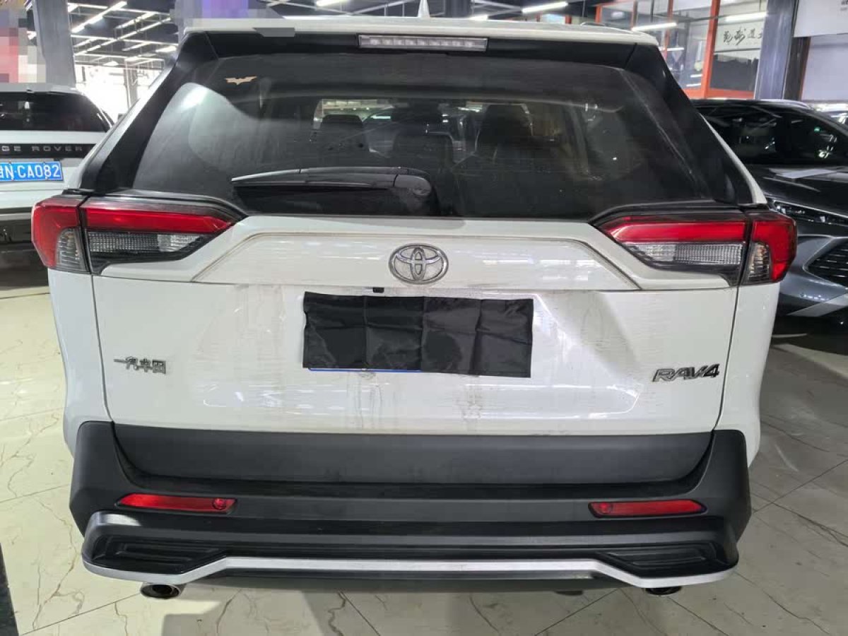 豐田 RAV4榮放  2021款 2.0L CVT兩驅(qū)風(fēng)尚版圖片