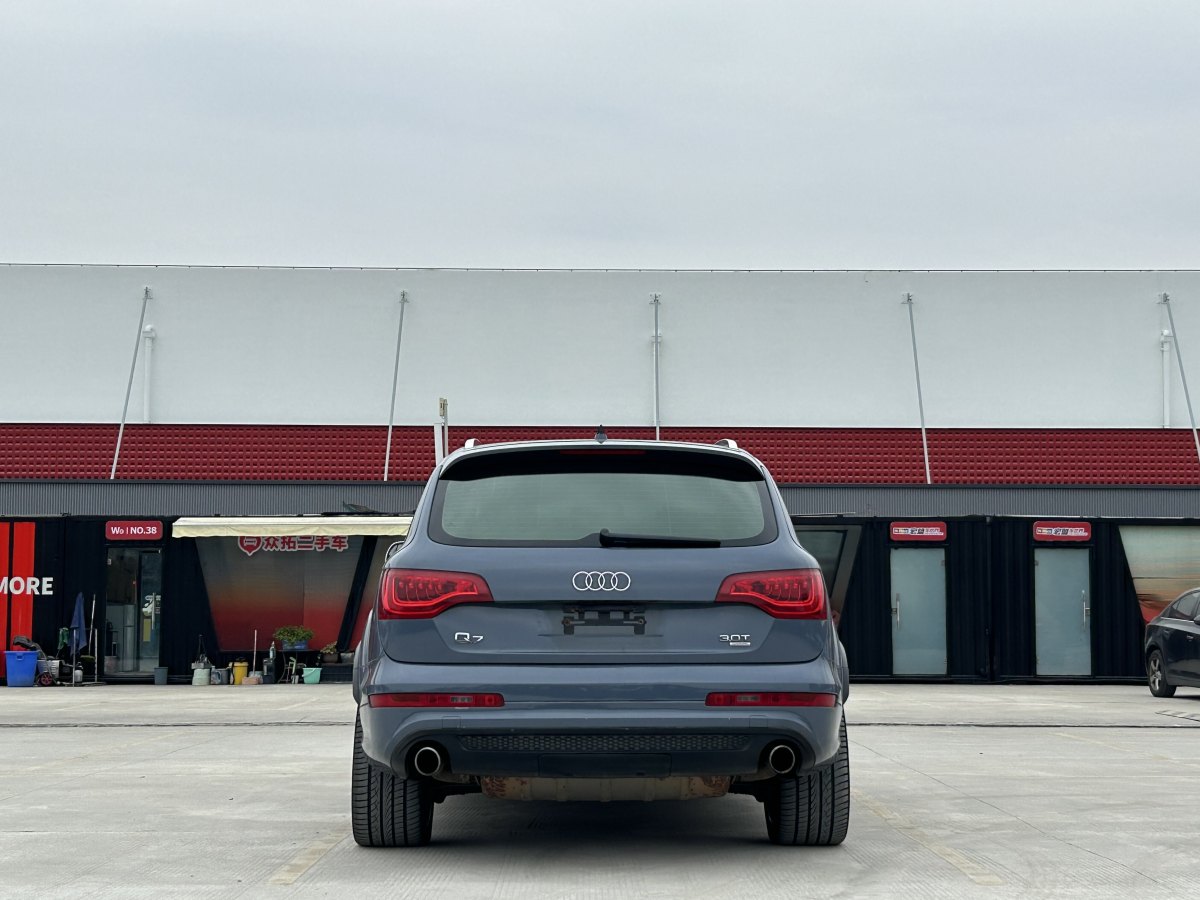 奥迪 奥迪Q7  2011款 3.0 TFSI 专享型(245kW)图片