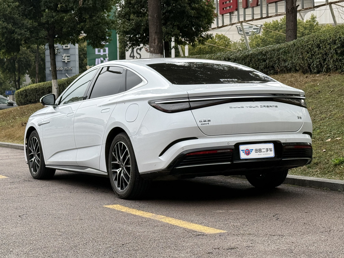 比亞迪 海豹  2023款 DM-i 1.5L 121km 尊貴型圖片