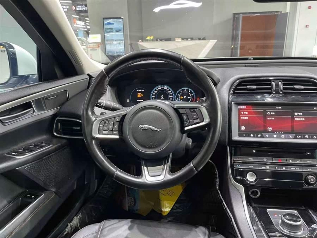 捷豹 XEL  2019款 2.0T 200PS 豪華版圖片