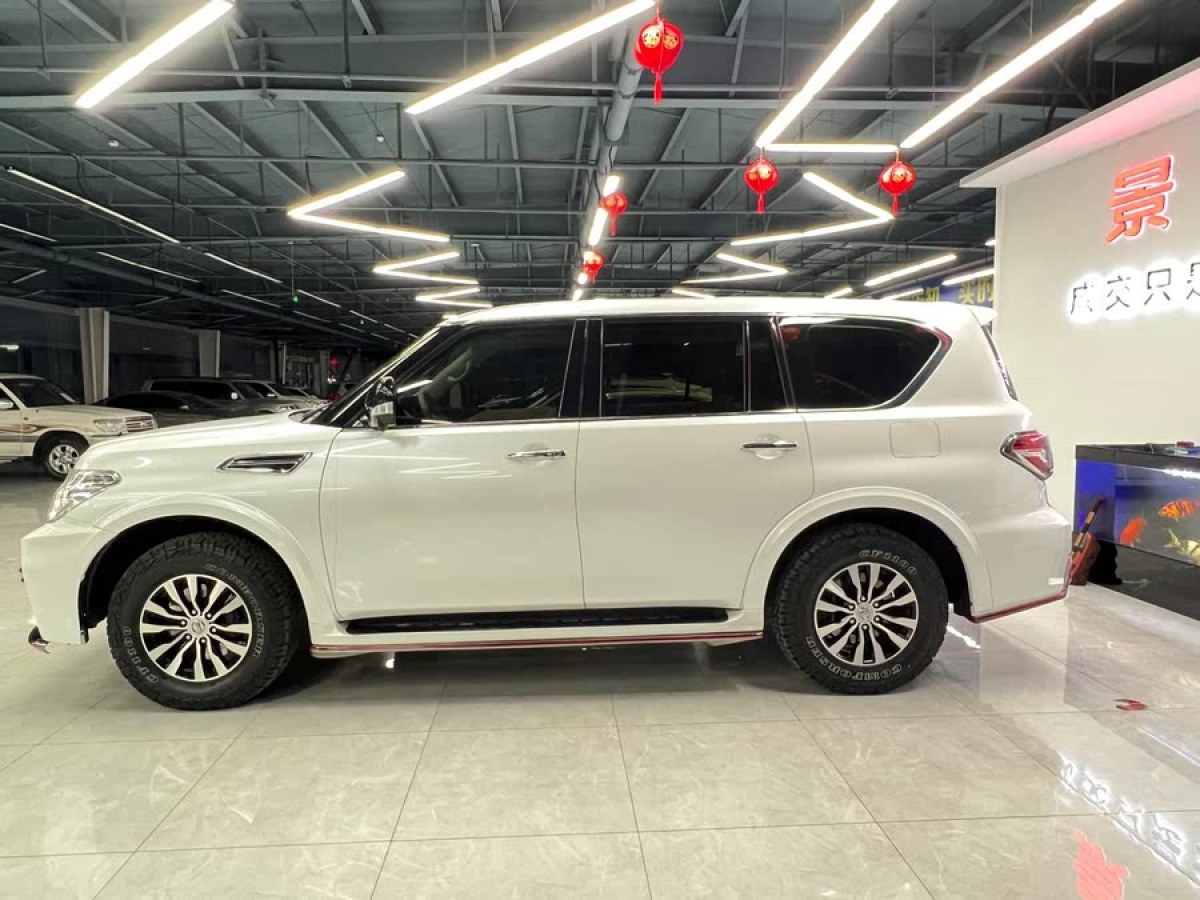 日產(chǎn) 途樂  2018款 4.0L 旗艦型圖片
