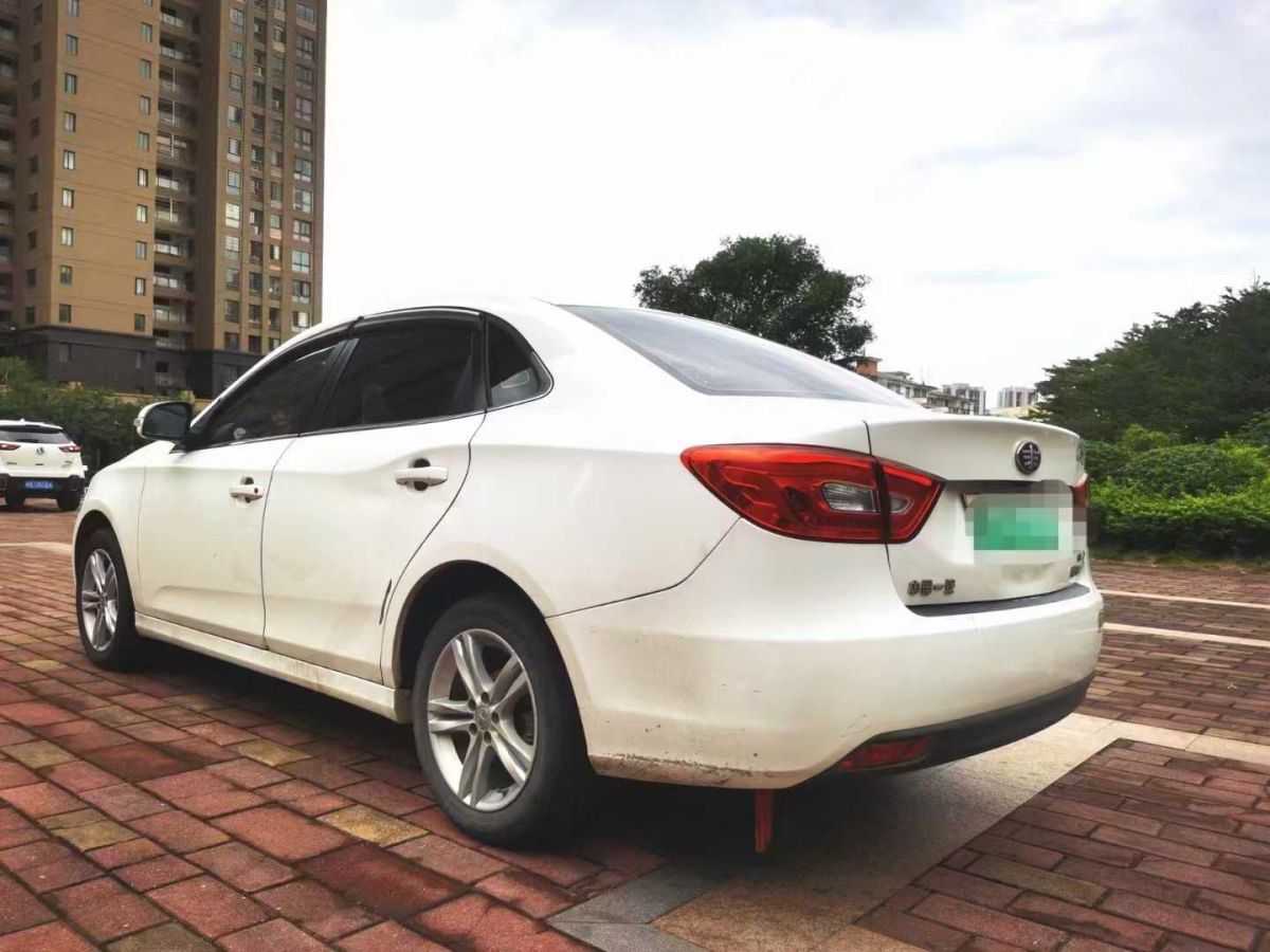 奔騰 B70  2021款 1.5T 自動(dòng)樂(lè)享型圖片