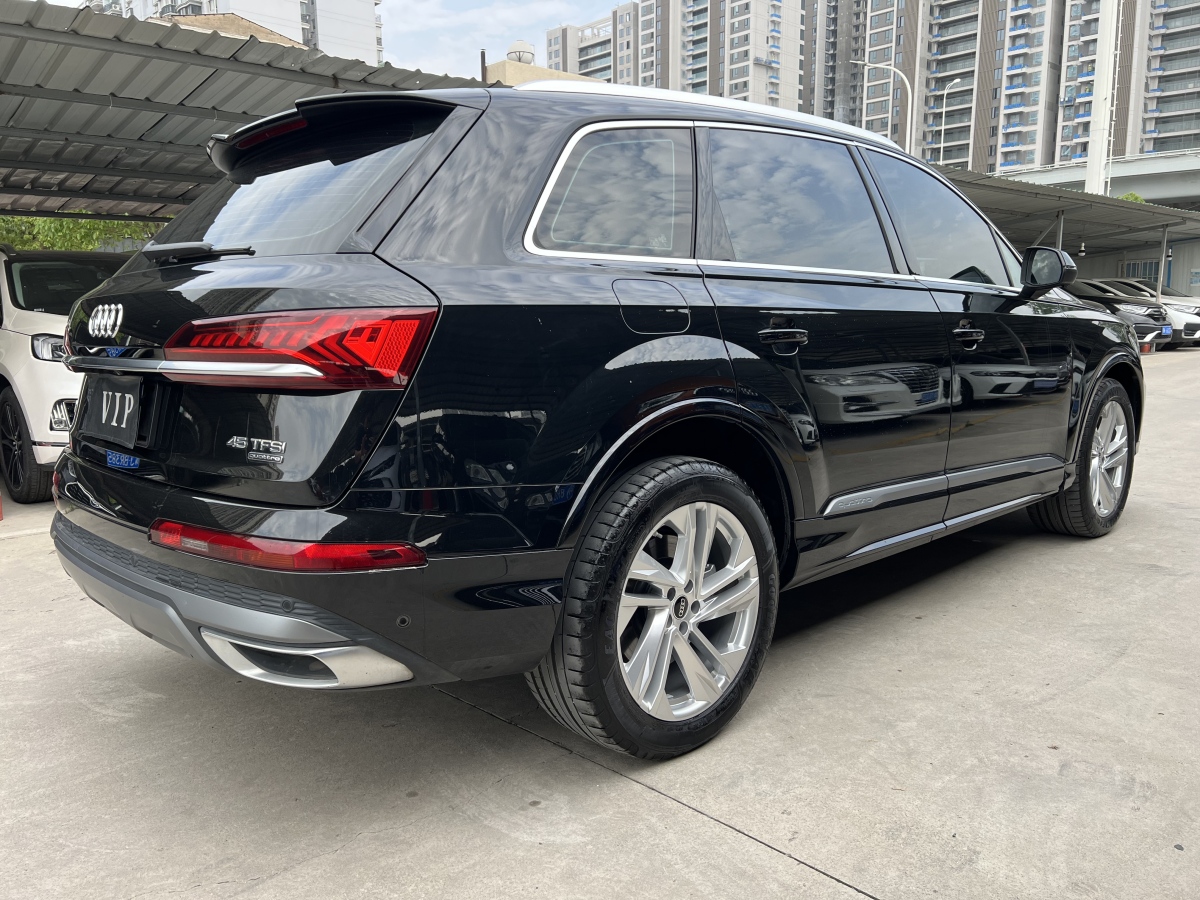 奧迪 奧迪Q7  2023款 45 TFSI quattro S line運動型圖片