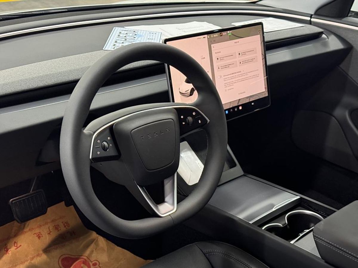 特斯拉 Model Y  2023款 后輪驅(qū)動版圖片